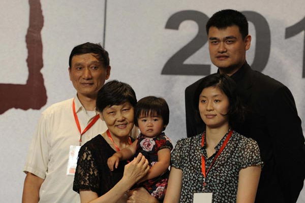 姚明的父母身高有多少?